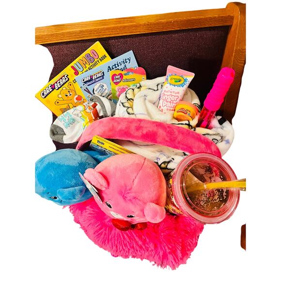 Care-bear pink giant Easter large fluffy basket 13x14 inches high includes pink - Picture 4 of 14